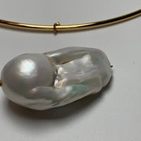 JIL SANDER Metallic Gold Wire Band Pearl Large Asymmetric Revive Necklace NEW