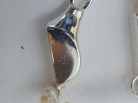 SWEETLIMEJUICE Men's Sterling Silver Split Signet Pearl Necklace OS NEW RRP320