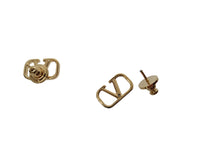 VALENTINO GARAVANI V Logo Stud Earrings 1.5cm Brass Gold Tone OS NEW RRP250
